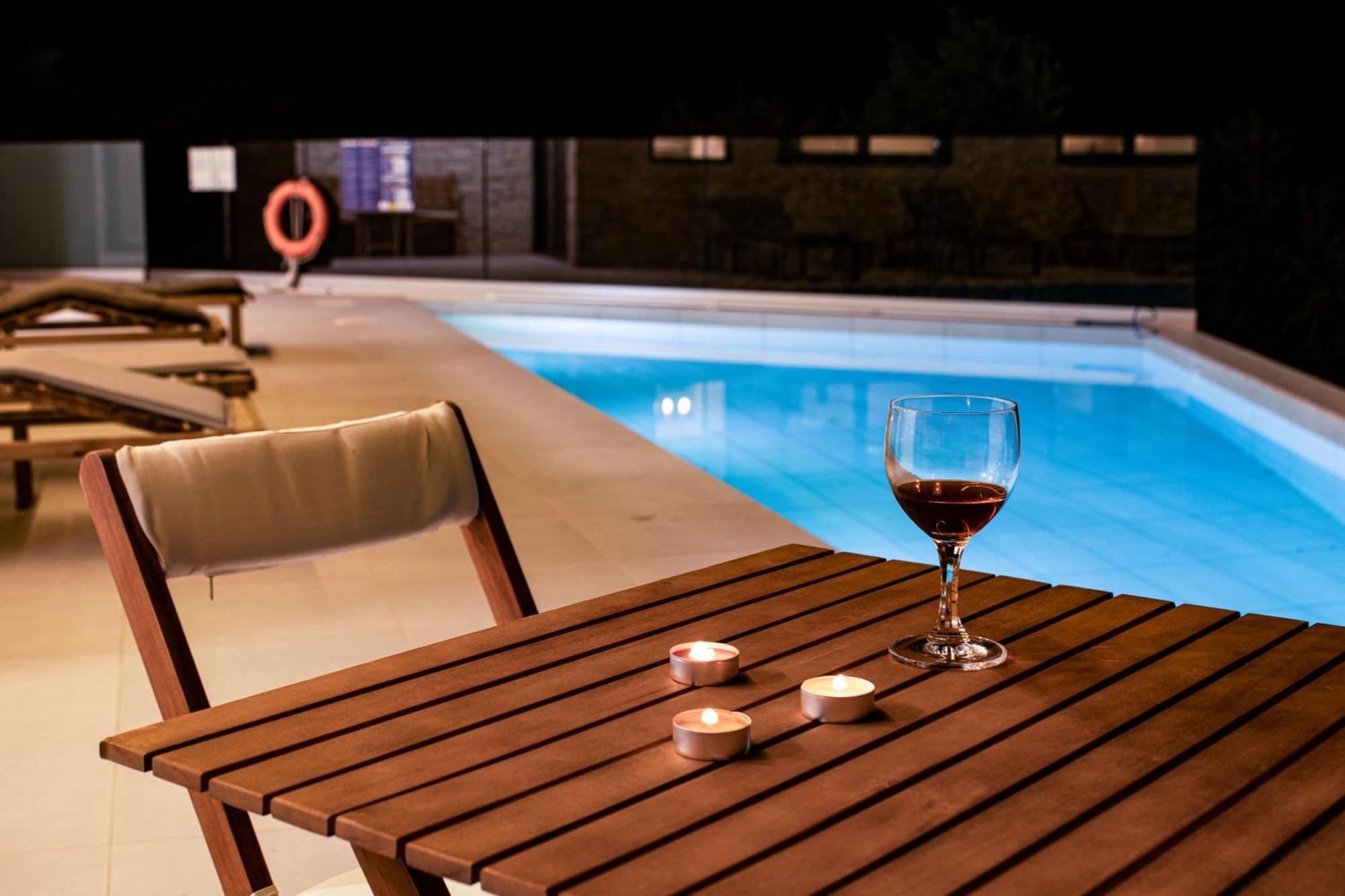 Appartamento Cream Cozy Getaway - 3 Pearls Pool Retreat Dempla Esterno foto